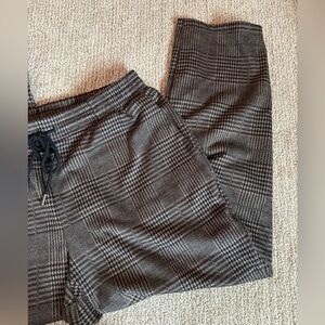 a new day Women's Plaid Trousers - Black and Gray